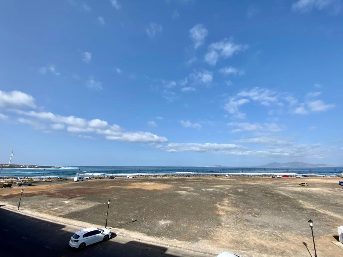 Modern Apartment With Sea Views In Corralejo Ngoại thất bức ảnh